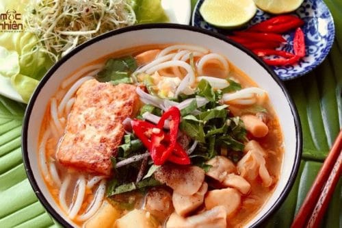 Bún bò Huế chay